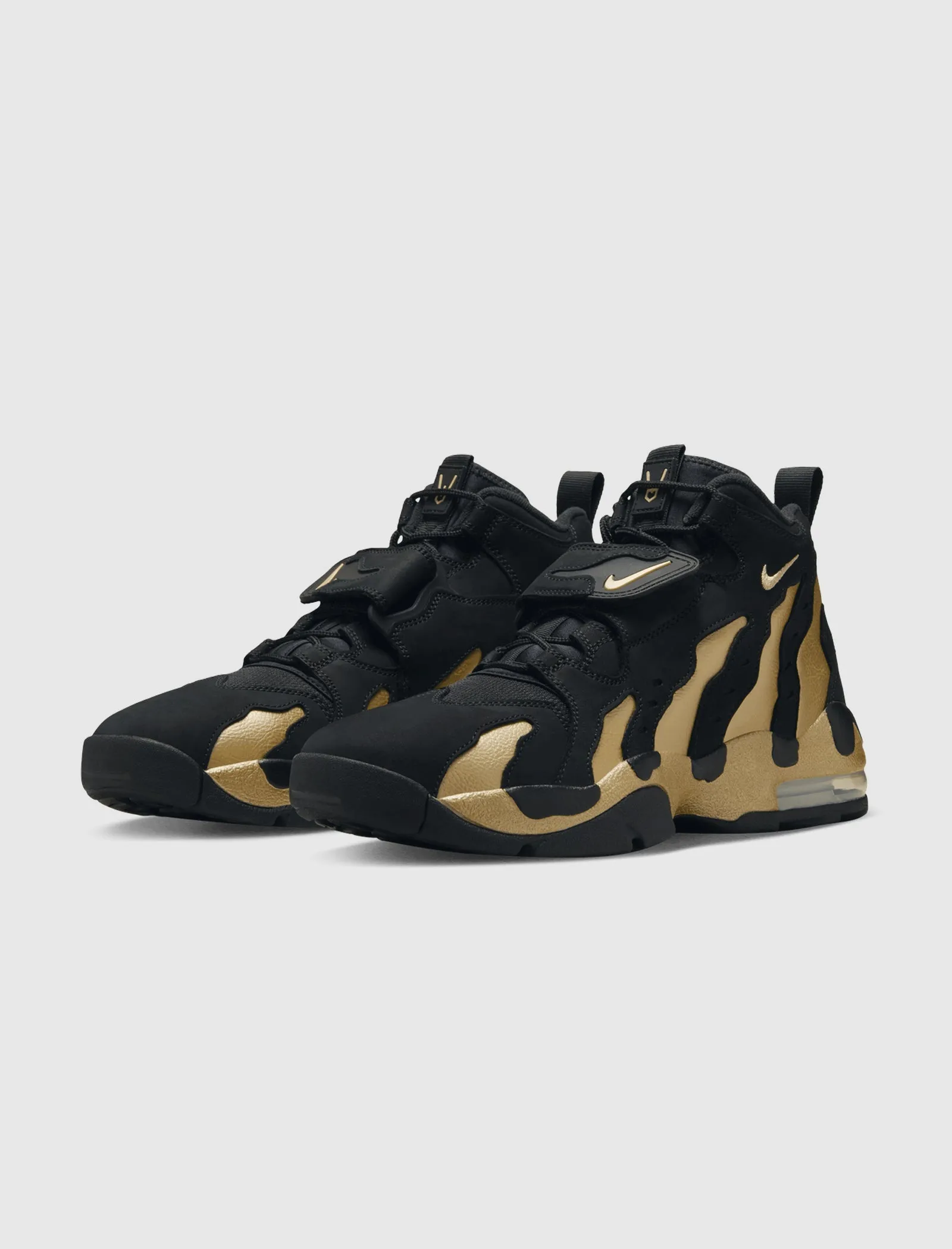 Nike Air DT Max 96 Colorado Home Edition Colorway Sneakers