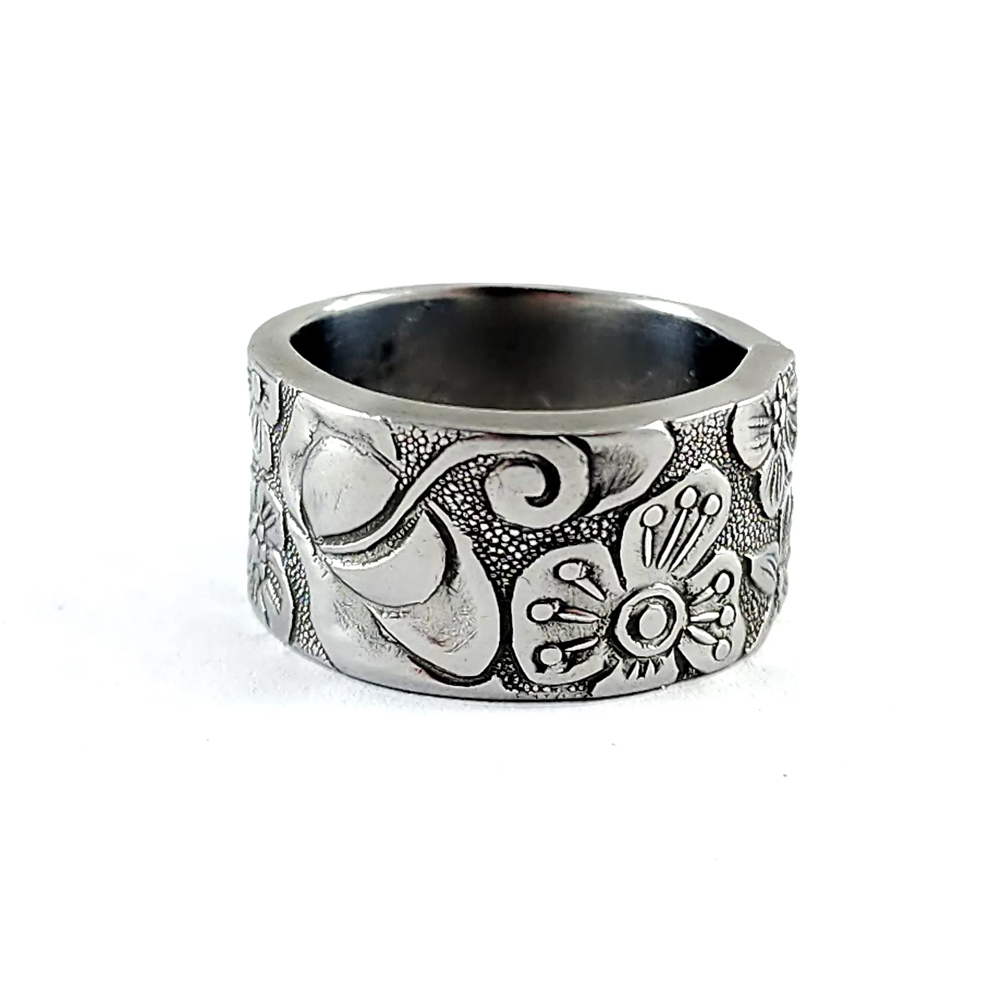 Finesse Stainless Steel Spoon Ring