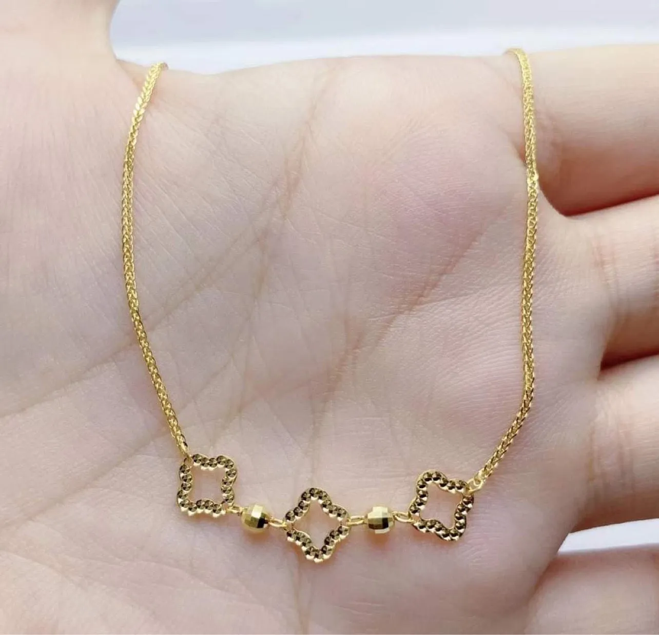 #GOLD2024 | 18K Golden Triple Clover Bracelet