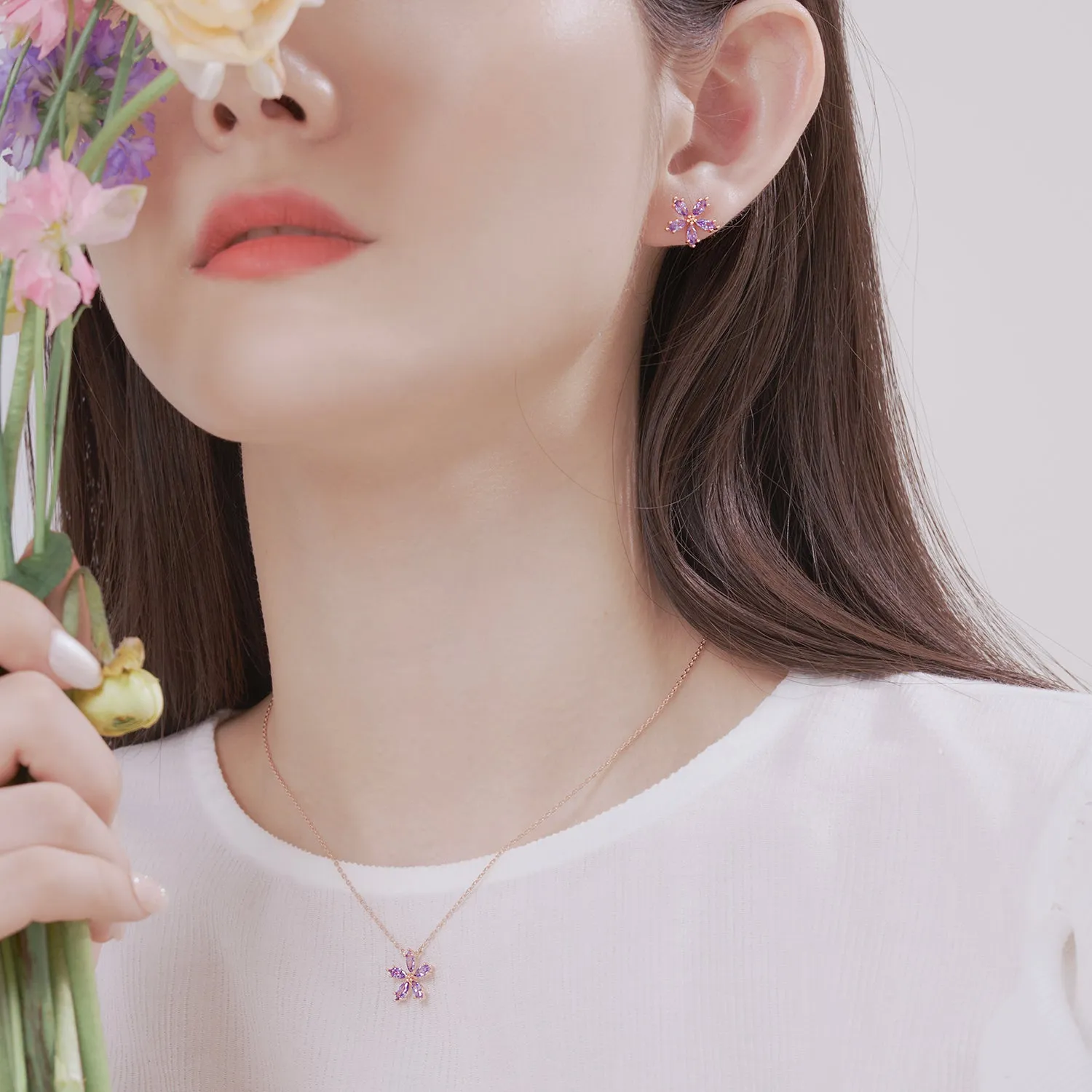 Lavender Bloom3 Necklace