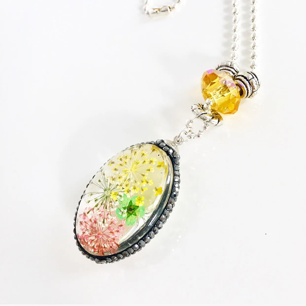 "Lost  Garden" Pendant Necklace (Summer)